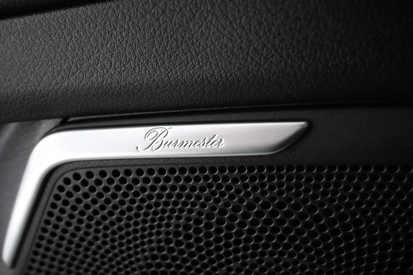 Car Image - 7skbhjry1touGIg4C16vKD