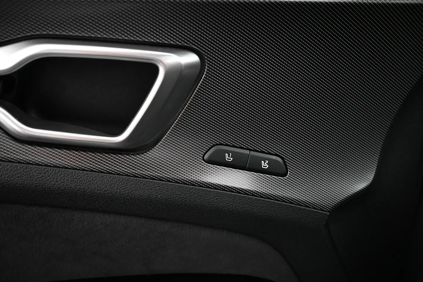 Car Image - 6fsoeXAR2saAAXn9d73Hkp