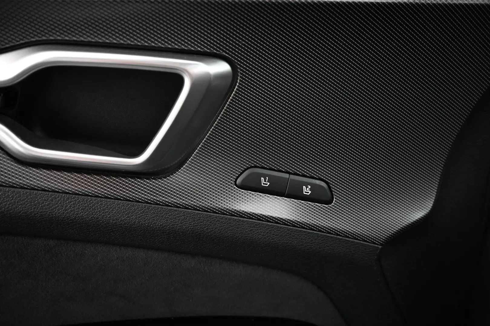 Car Image - 6fsoeXAR2saAAXn9d73Hkp