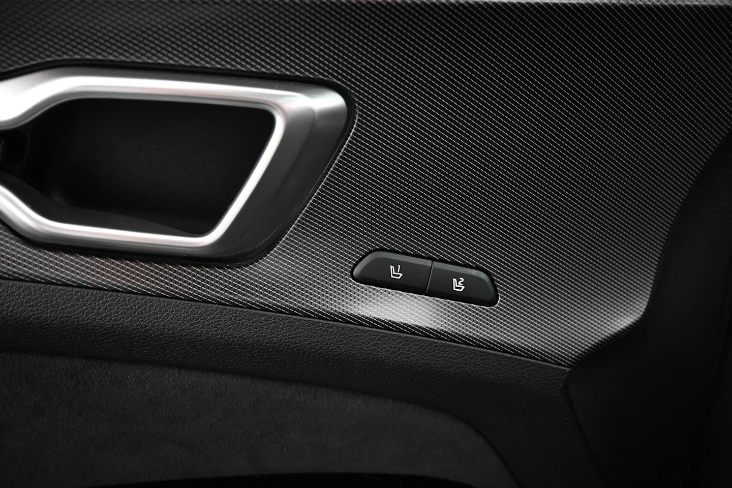 Car Image - 6fsoeXAR2saAAXn9d73Hkp