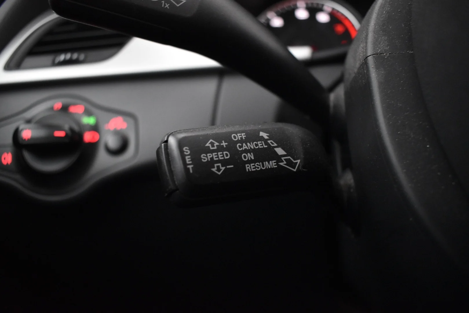 Car Image - 5cpBaR7Yz6zXxf2RHPKsQX