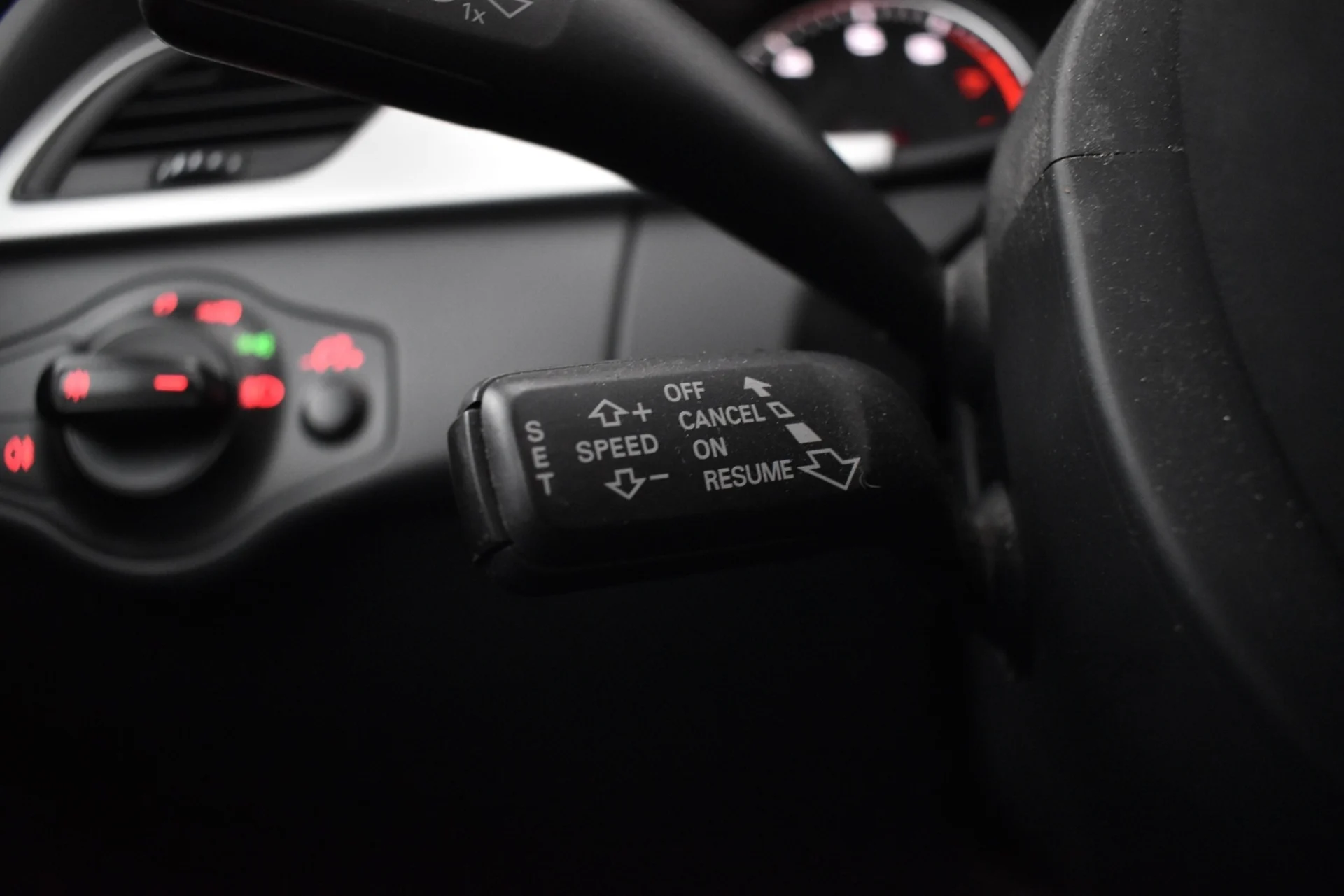 Car Image - 5cpBaR7Yz6zXxf2RHPKsQX