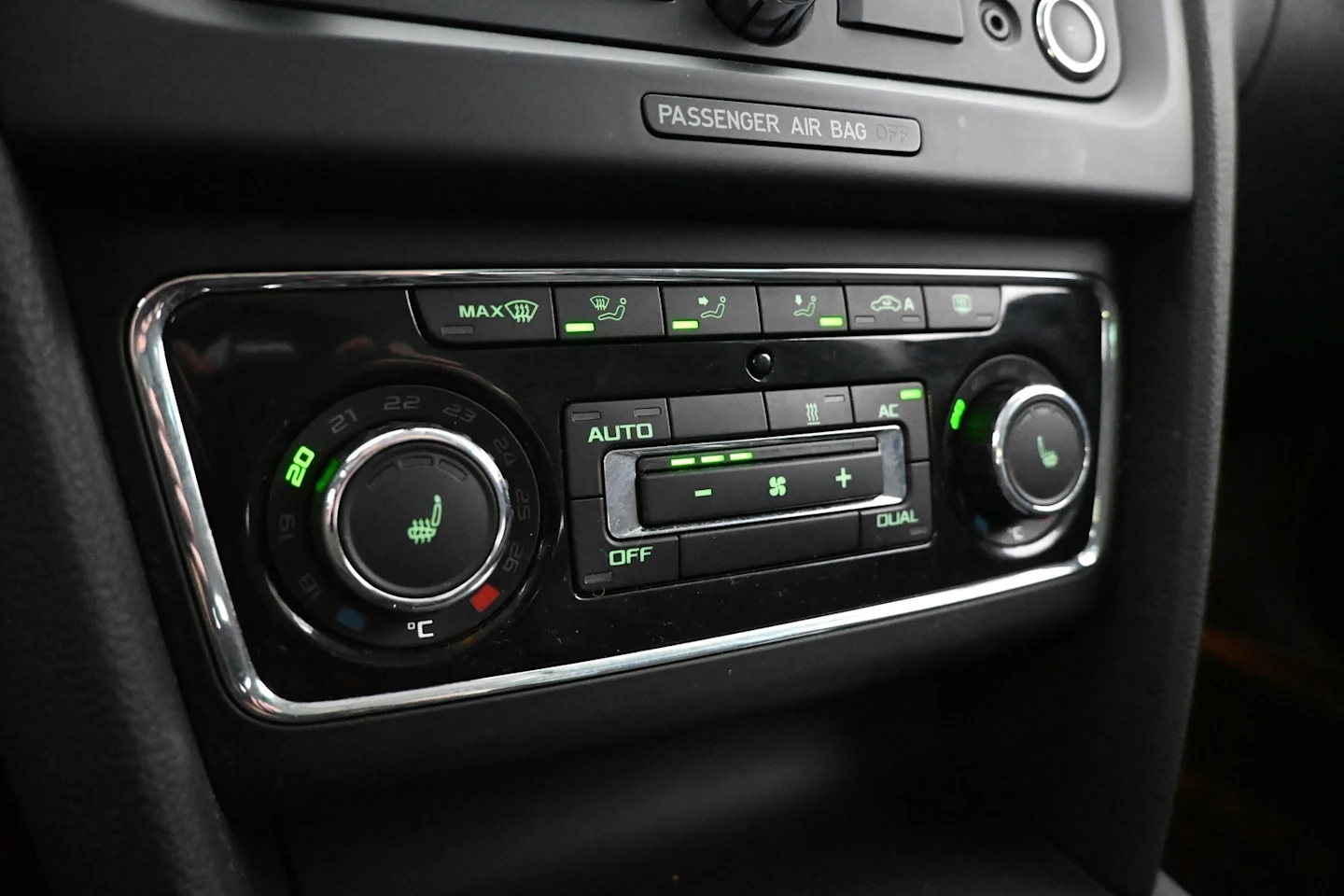 Car Image - 2gbnXzu47nrNFDmAGCnWQo