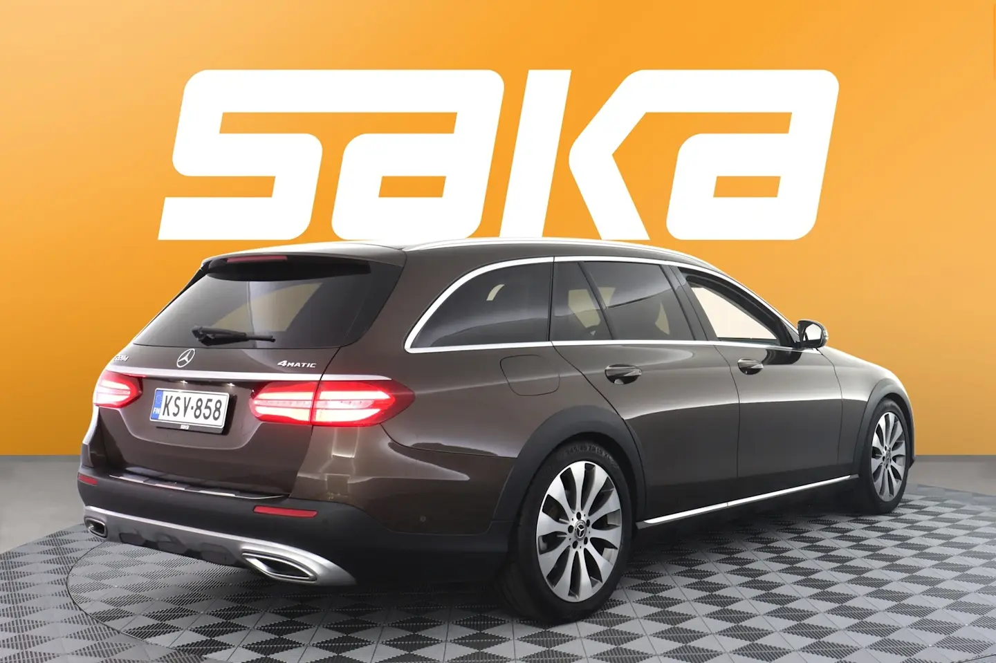 Car Image - TyTXZ7QPZHVqi9To8TksX