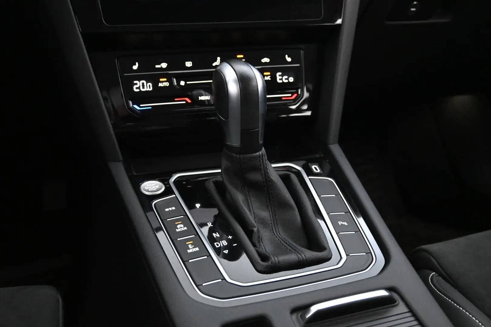Car Image - 4hFCgmGpJ2AMhU88ymQ69w