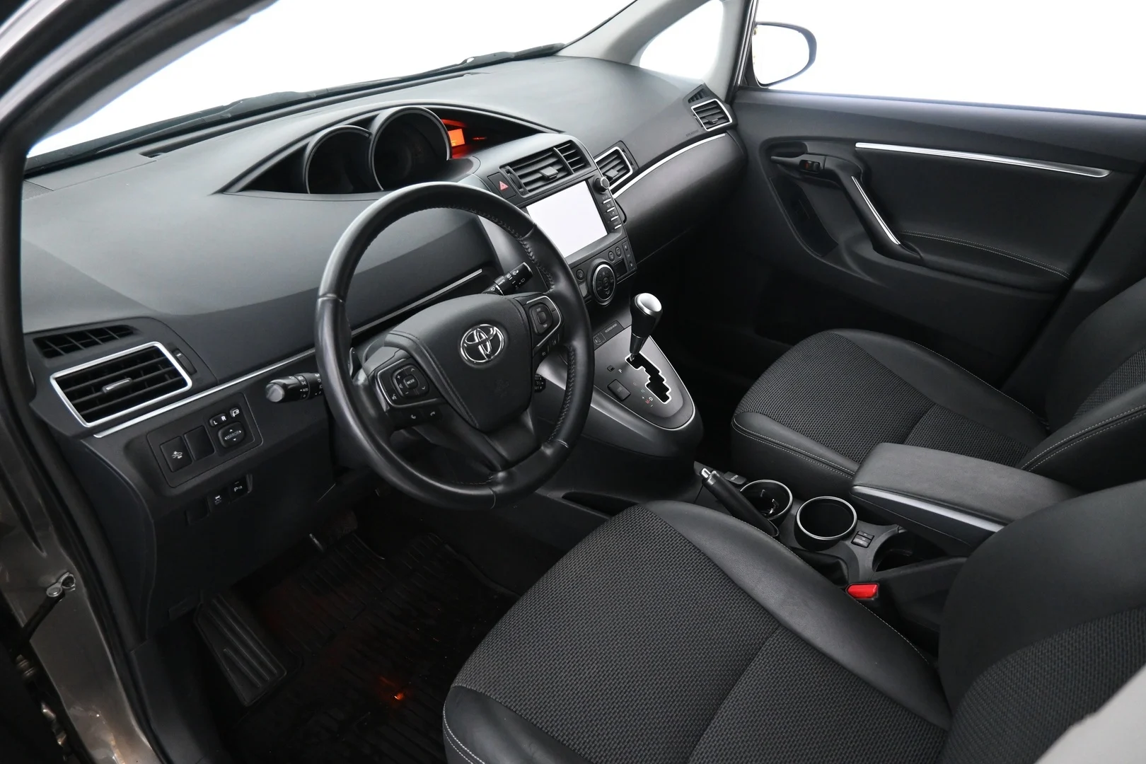 Car Image - 7HdpuvbKFVsMHvOCSXBrAg