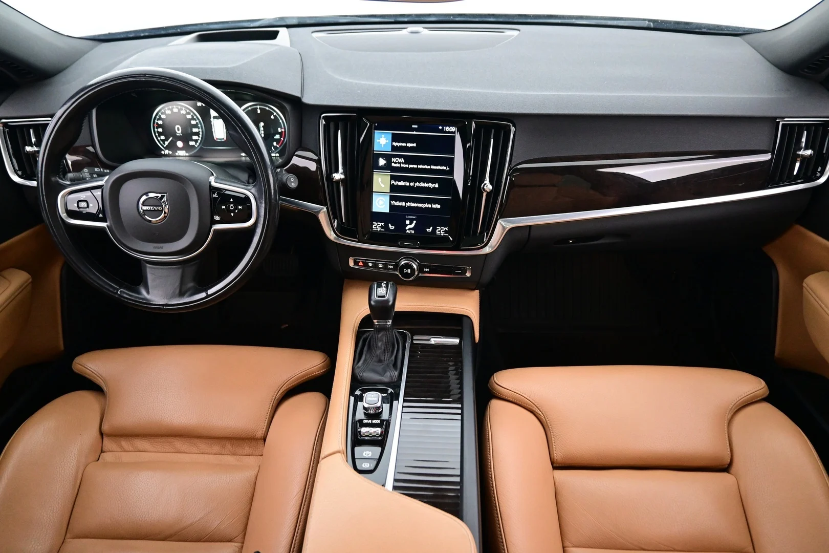 Car Image - 45VTkFb6jLwHM0J3XCWz4V
