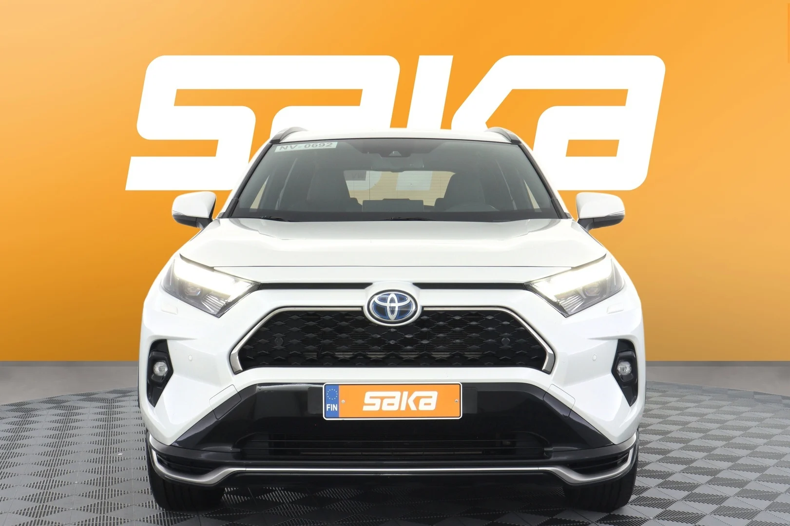 Car Image - 2reW8wtYtL92fYYKhJIJ7o