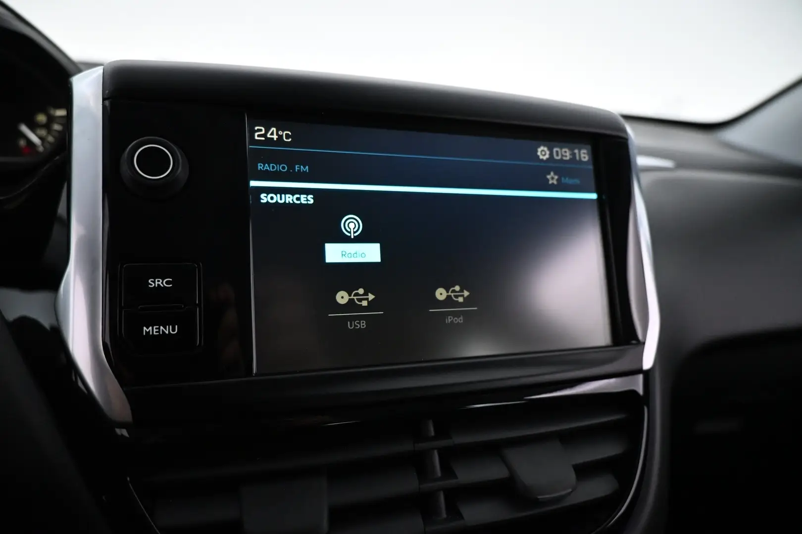 Car Image - 2AcxwW59IFwxK9LVBP7Dsr