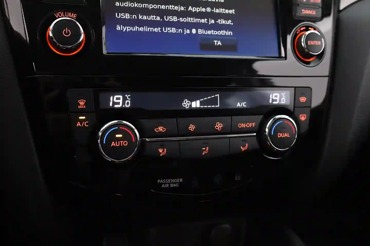 Car Image - 1OksG8heH5z9fONwzmspSi