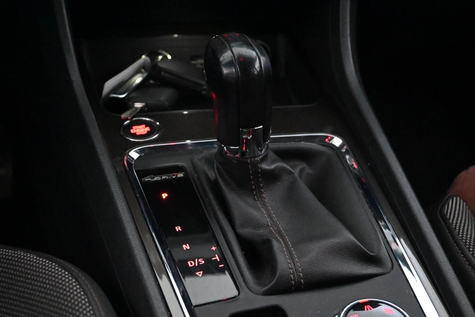 Car Image - 3DVq4ZGbU3qnrW7RRrQxsx