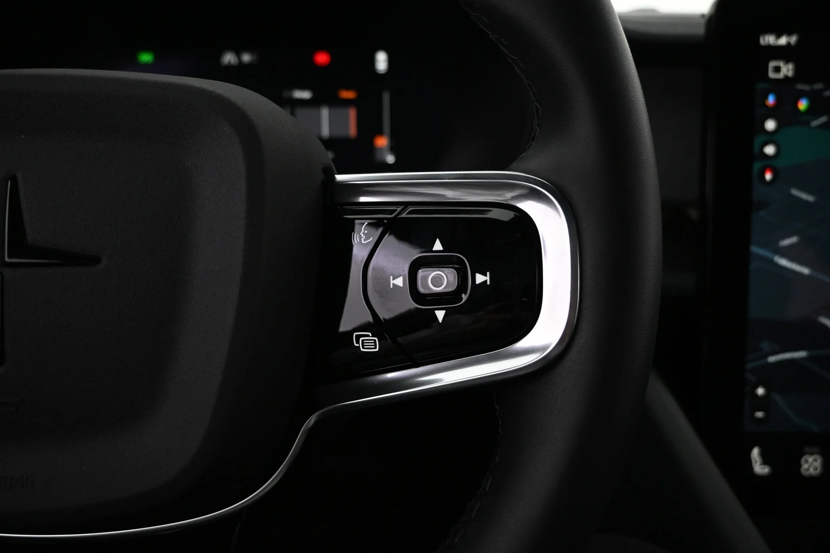 Car Image - 3VicwlOE23irC8mPbkn5H5
