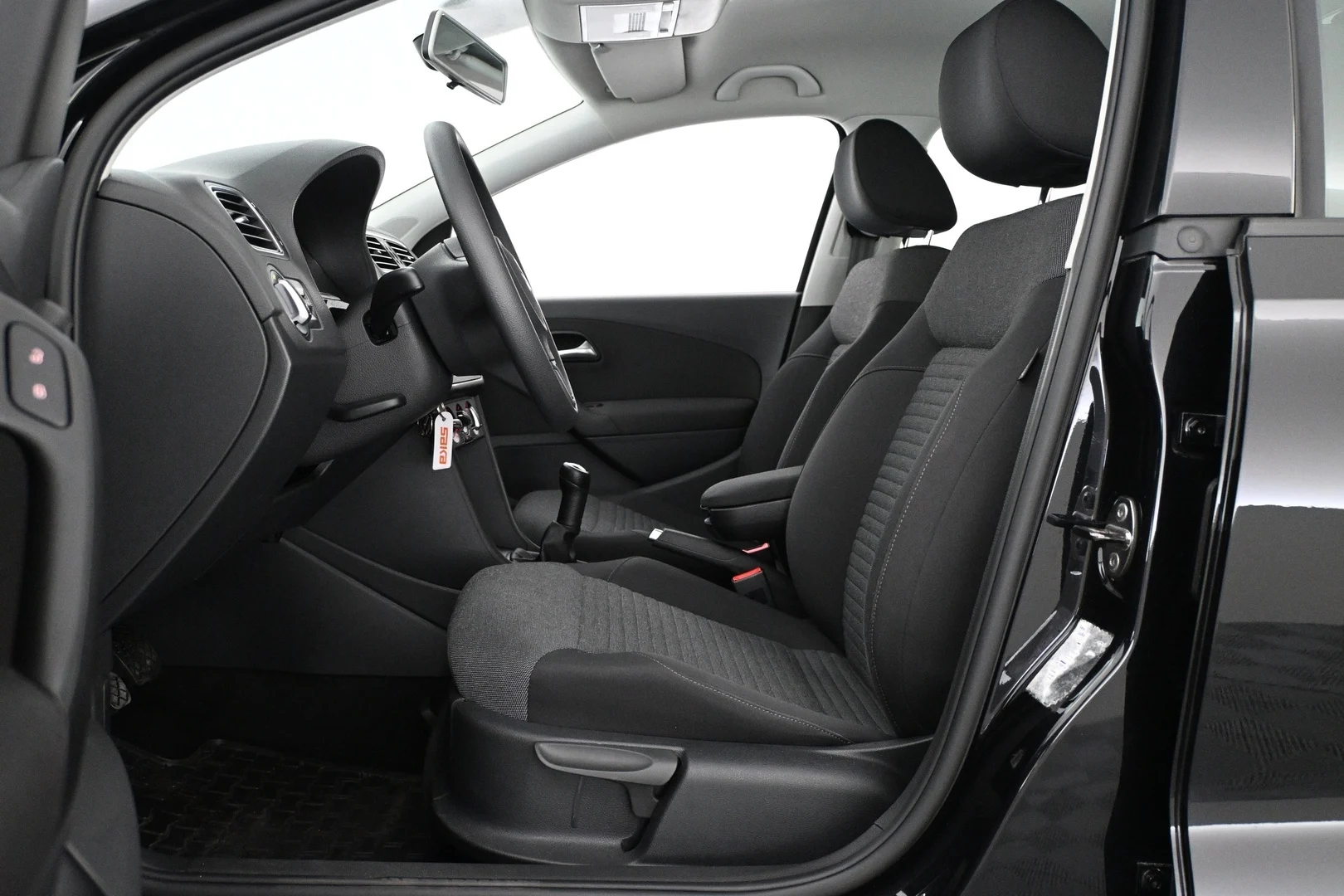 Car Image - 4mbGXay3D69zw5ywj0inEs