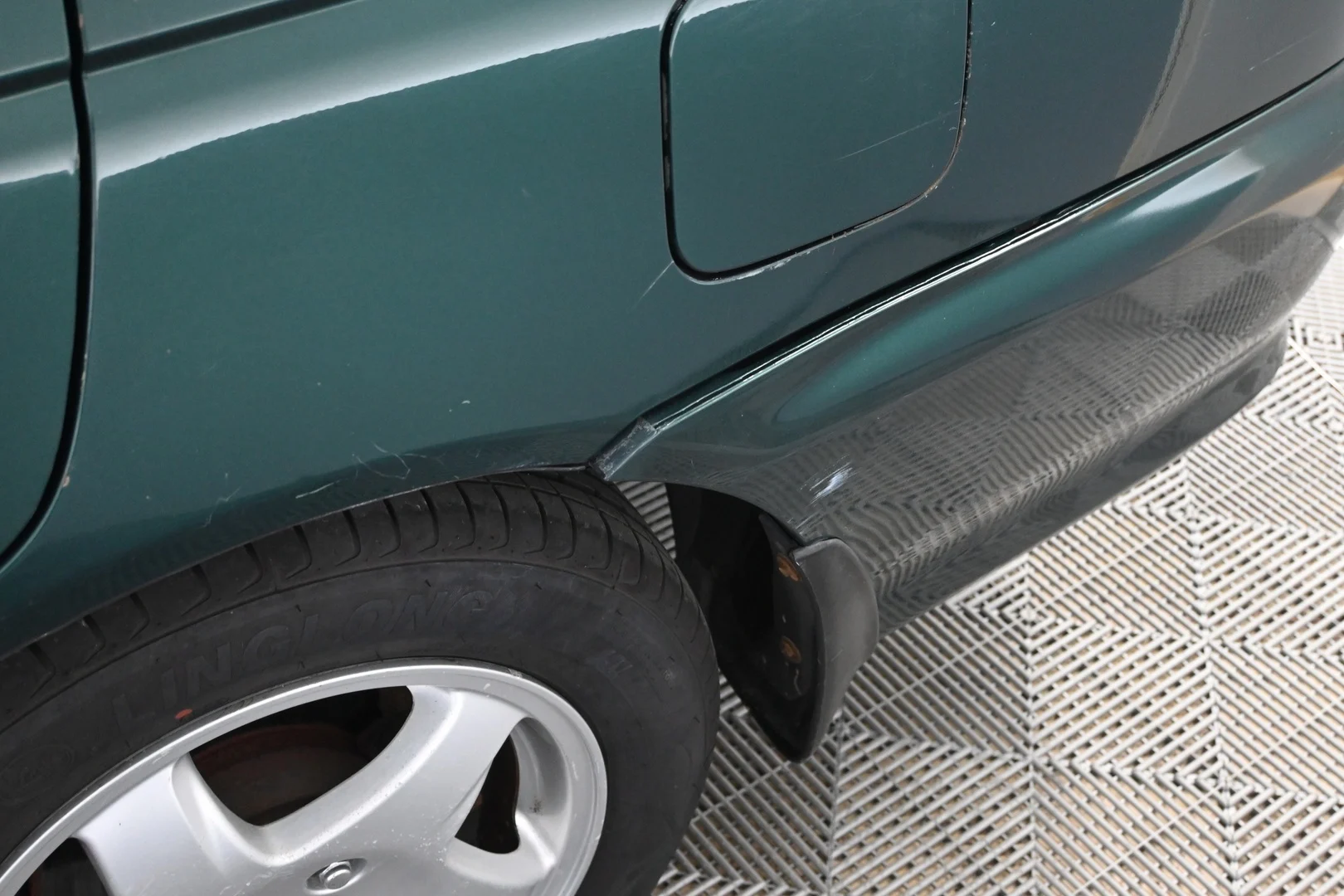 Car Image - 4Da23IYtnebzgkfLn6i8C9
