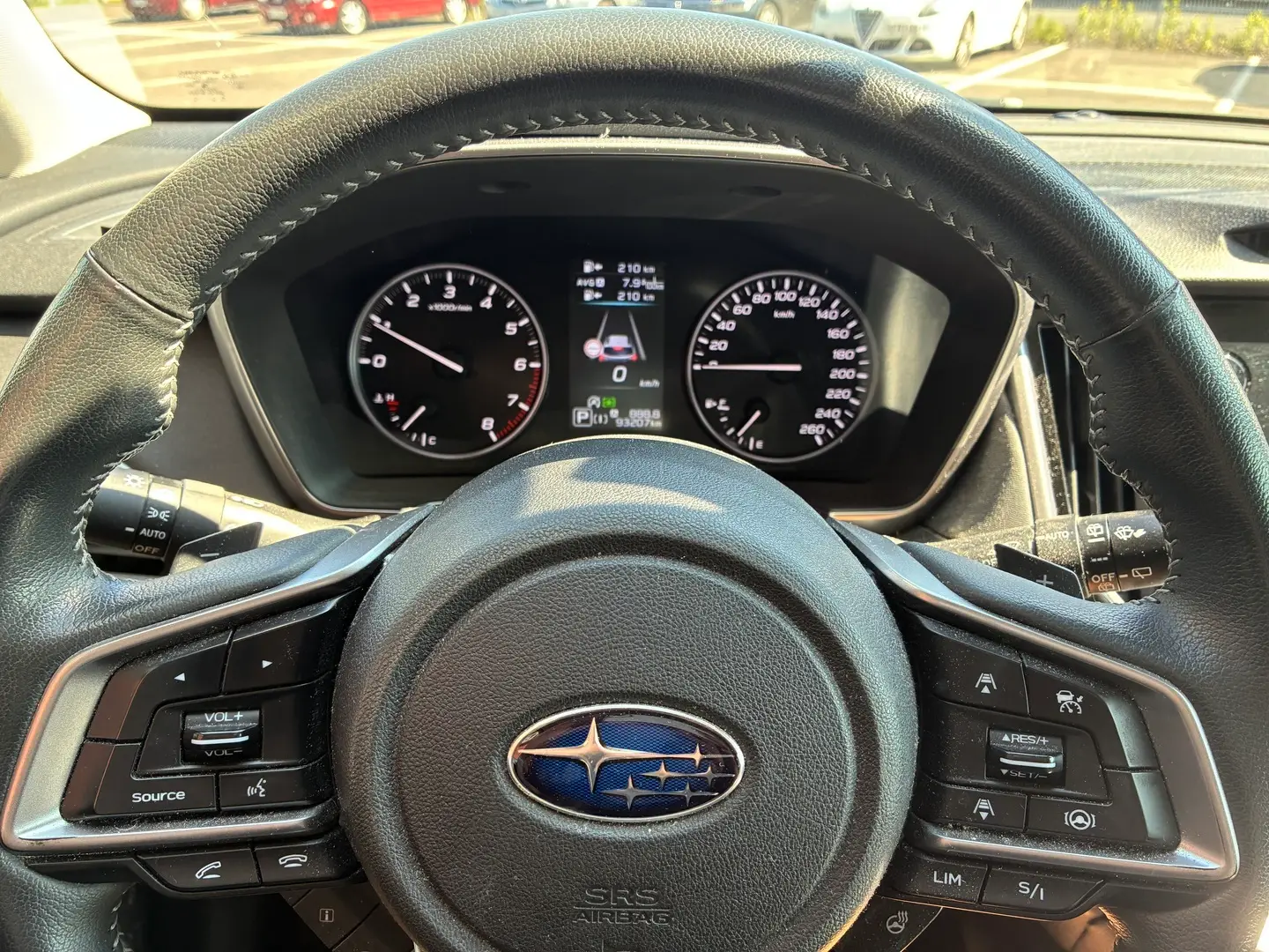 Car Image - 2eCyjXJhaaK00CgzpnFXrI