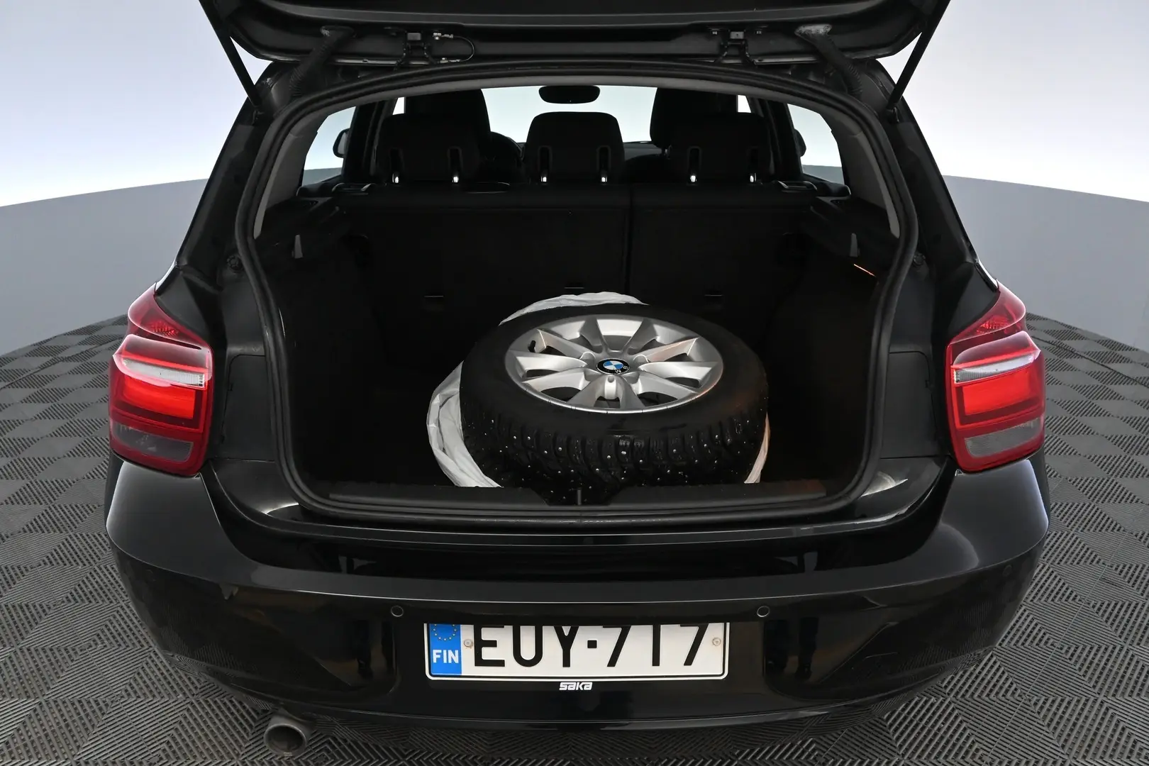 Car Image - 5XSaGntTaxHp8b5nDb4hEi
