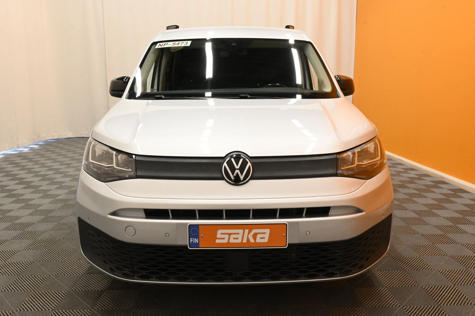 Car Image - 76w6dzZU7m9HYeGAnZNctA