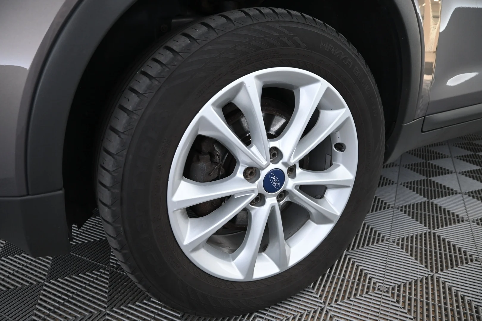 Car Image - 6bcrj3Q2vmbHK5VNgbmicu