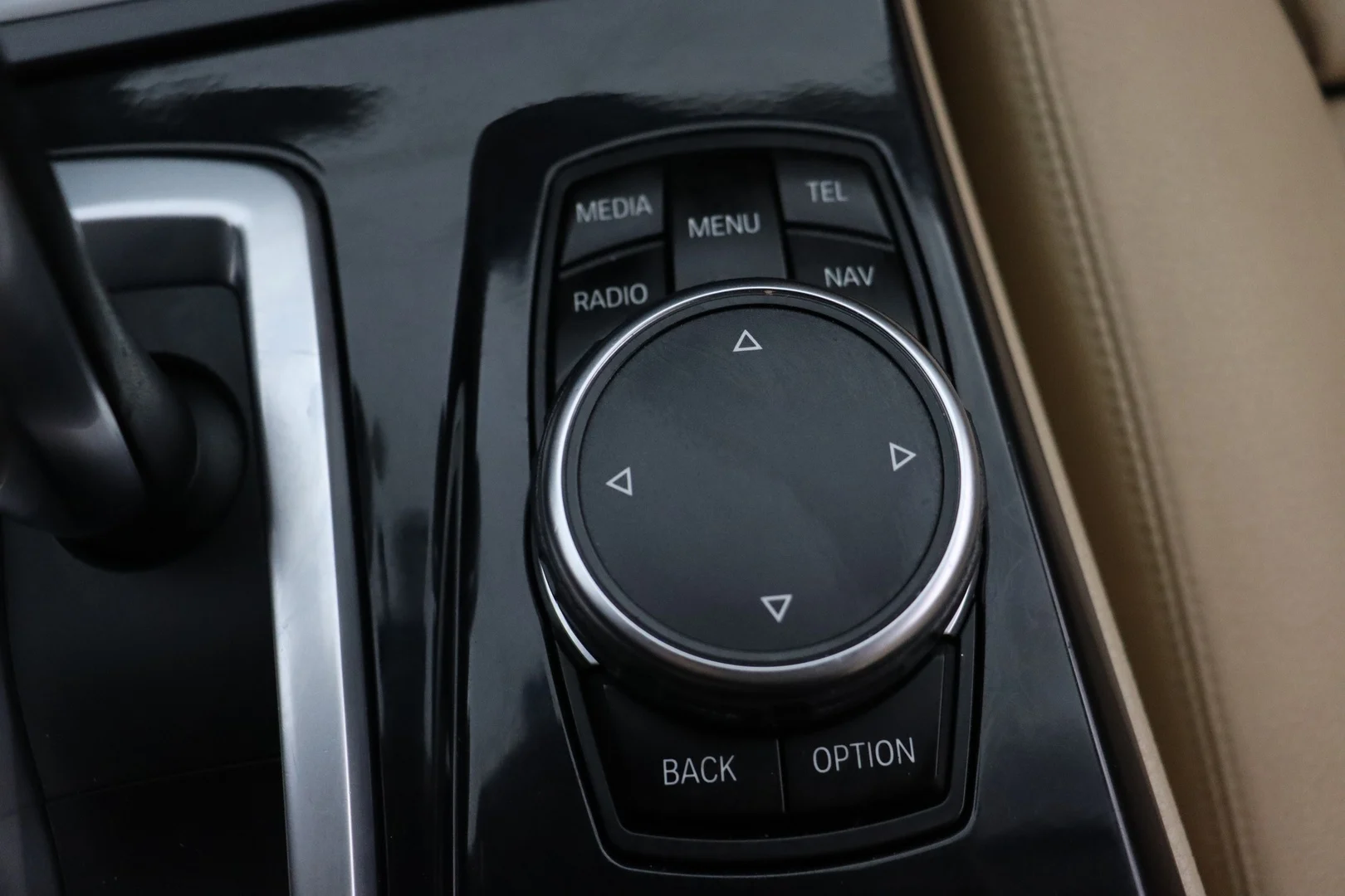 Car Image - 3C9eUwByKyad5s91Vf9gso