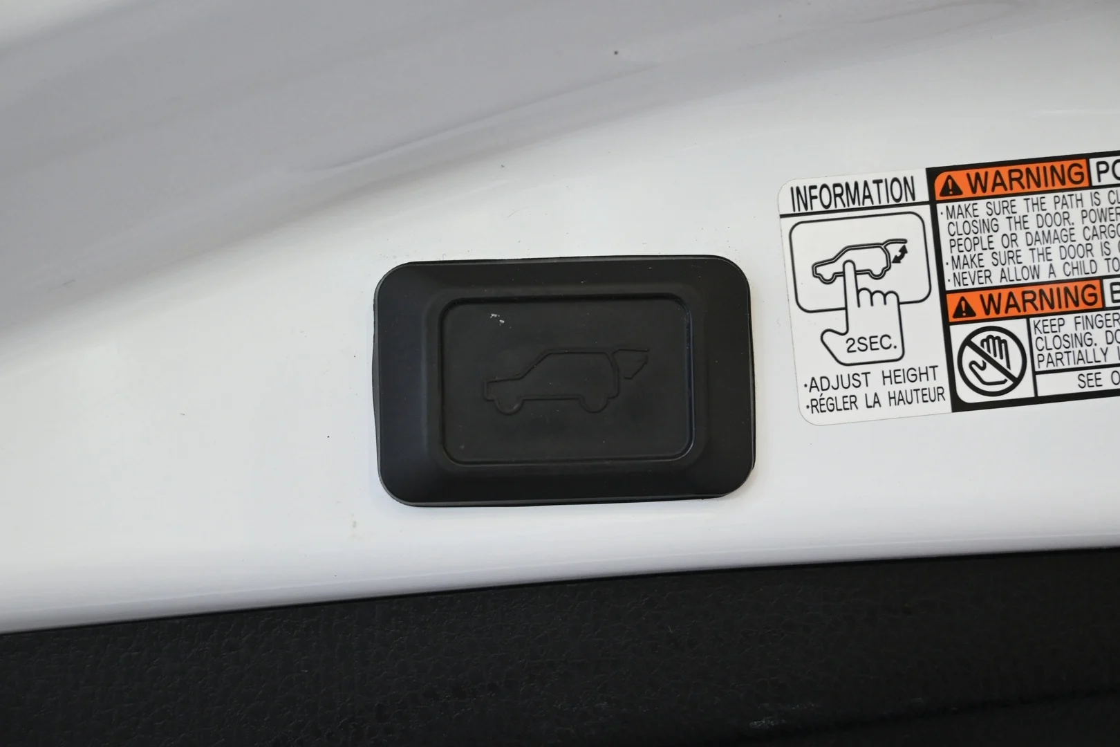 Car Image - nLGGFKH96fWhpaQOt0VPq