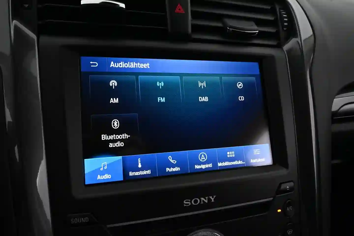 Car Image - vsaJnva9tDImxxAErayg4