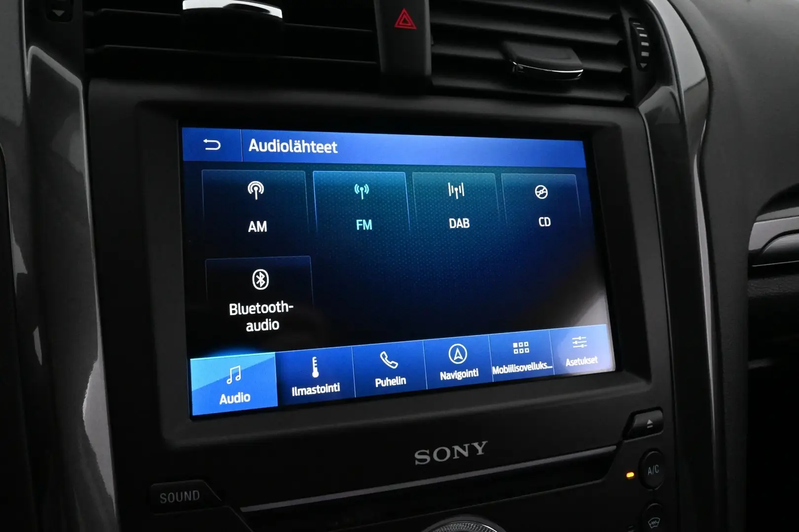 Car Image - vsaJnva9tDImxxAErayg4