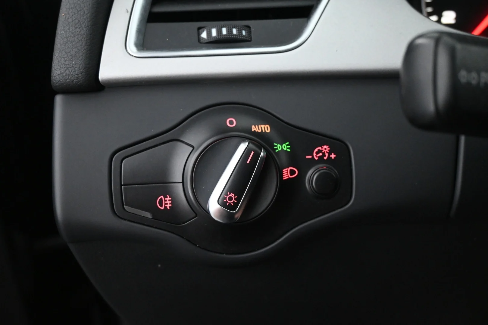 Car Image - 7J4RR5AltJO3F046TadCrR
