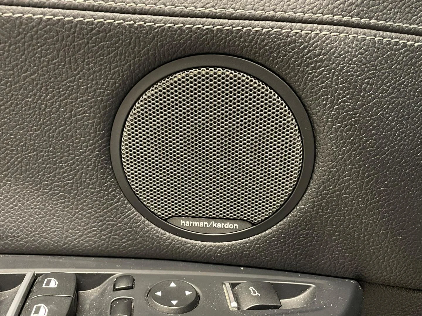 Car Image - 5ikCD5fASf4Dcue7f2OL8n