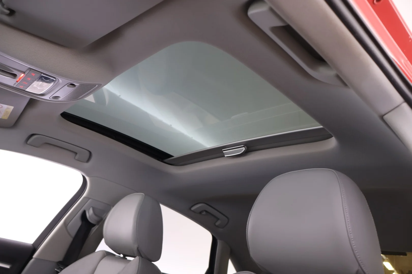 Car Image - 6xAT6YSsEc29Y8U9NRMmv9