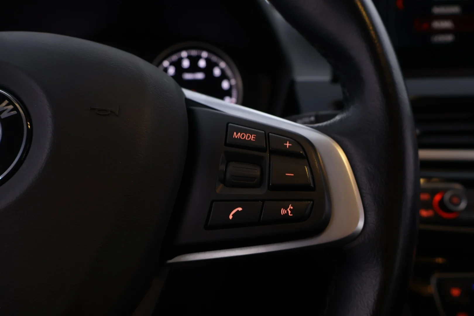 Car Image - 3miD5uBNh2DZgOHGJA07Ru