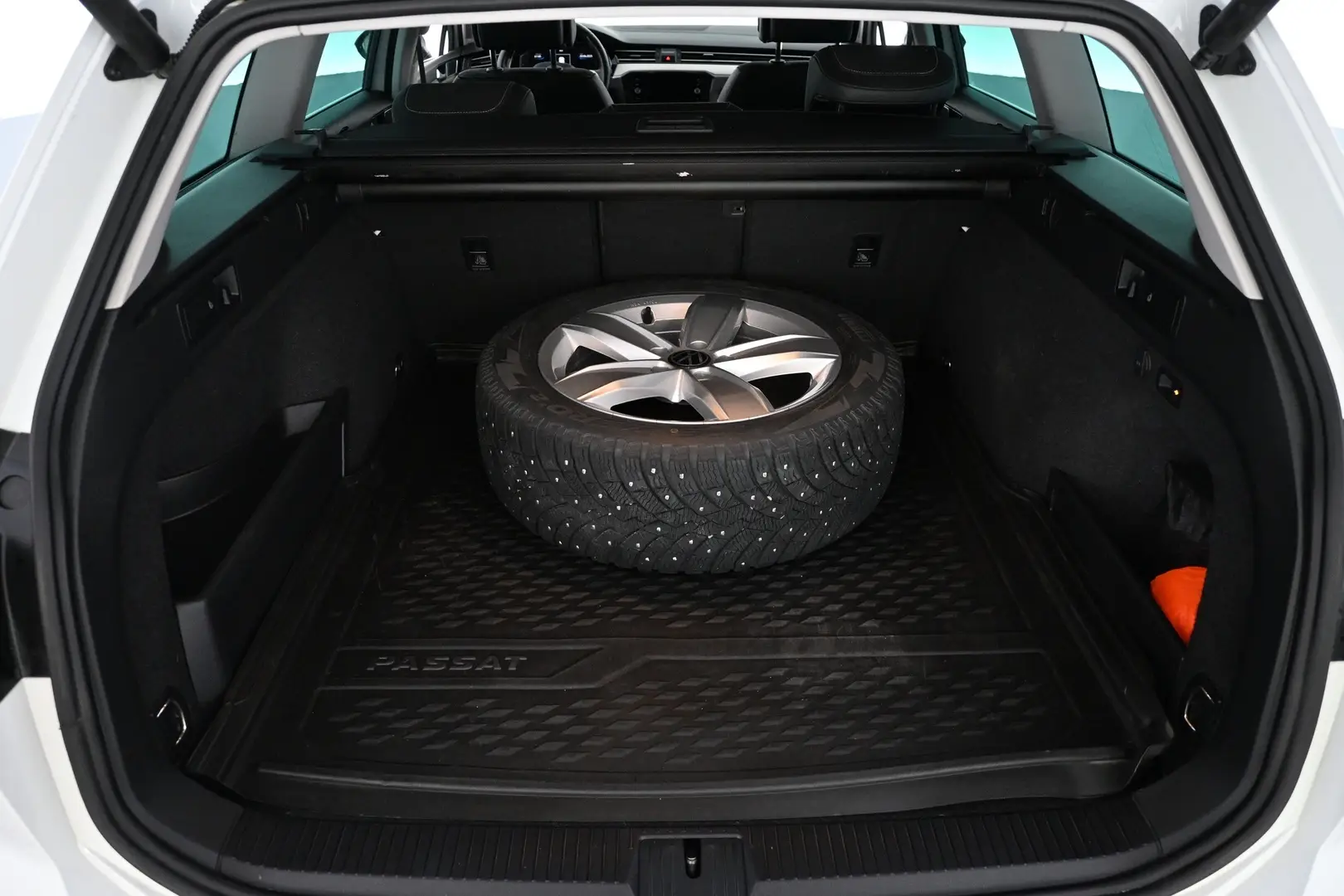Car Image - 4lHQCZrouMHQkZhaKCONGE