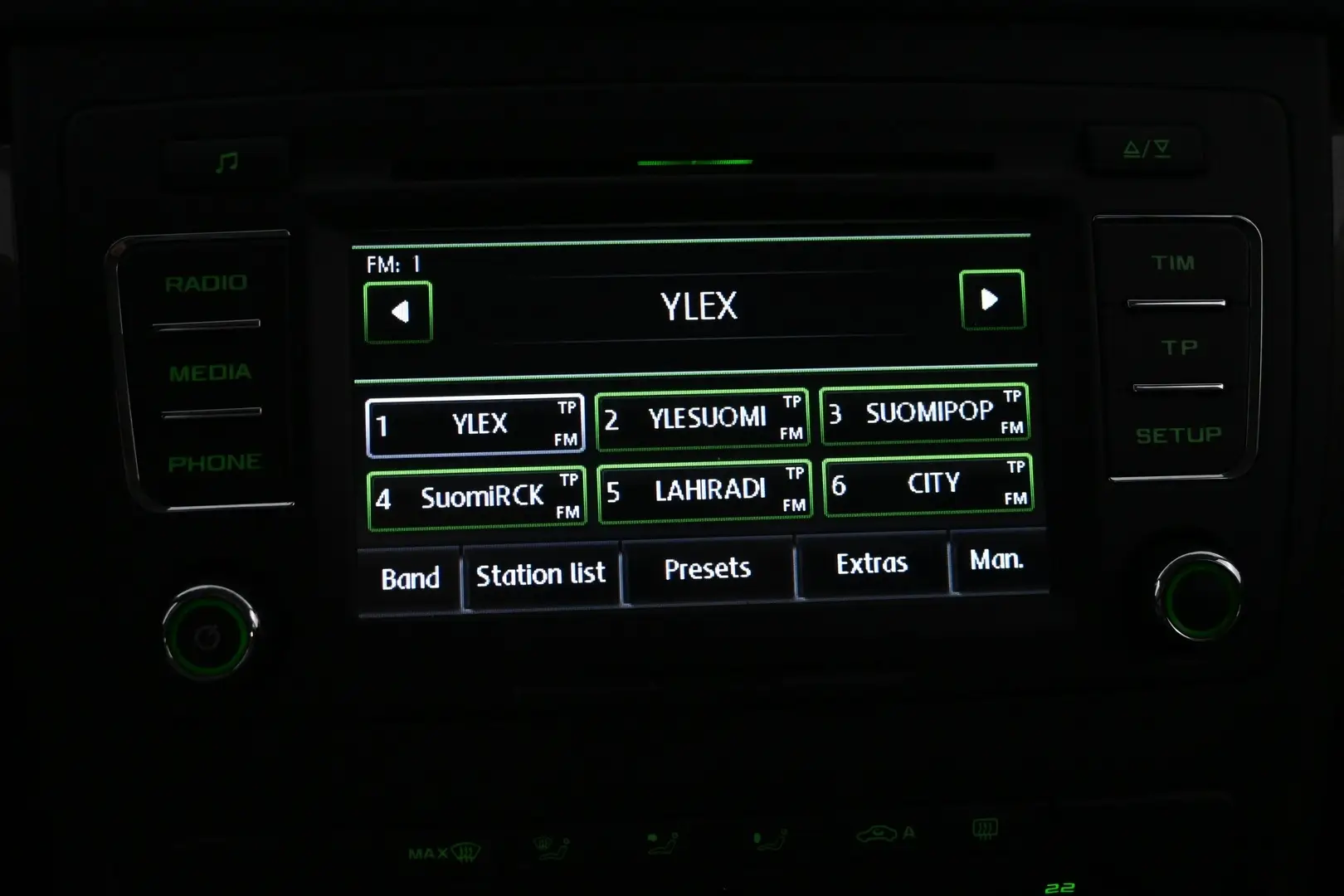Car Image - 4kZSAhWKROUn5d8N0IbyMp