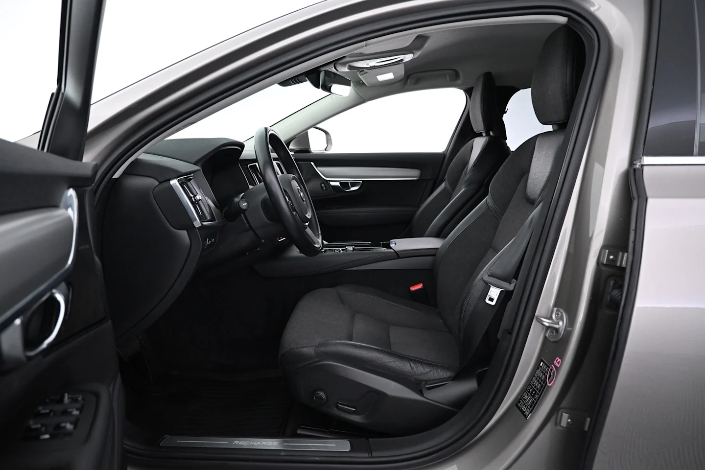 Car Image - 6D3GauIEAr492Epk1lmvVt