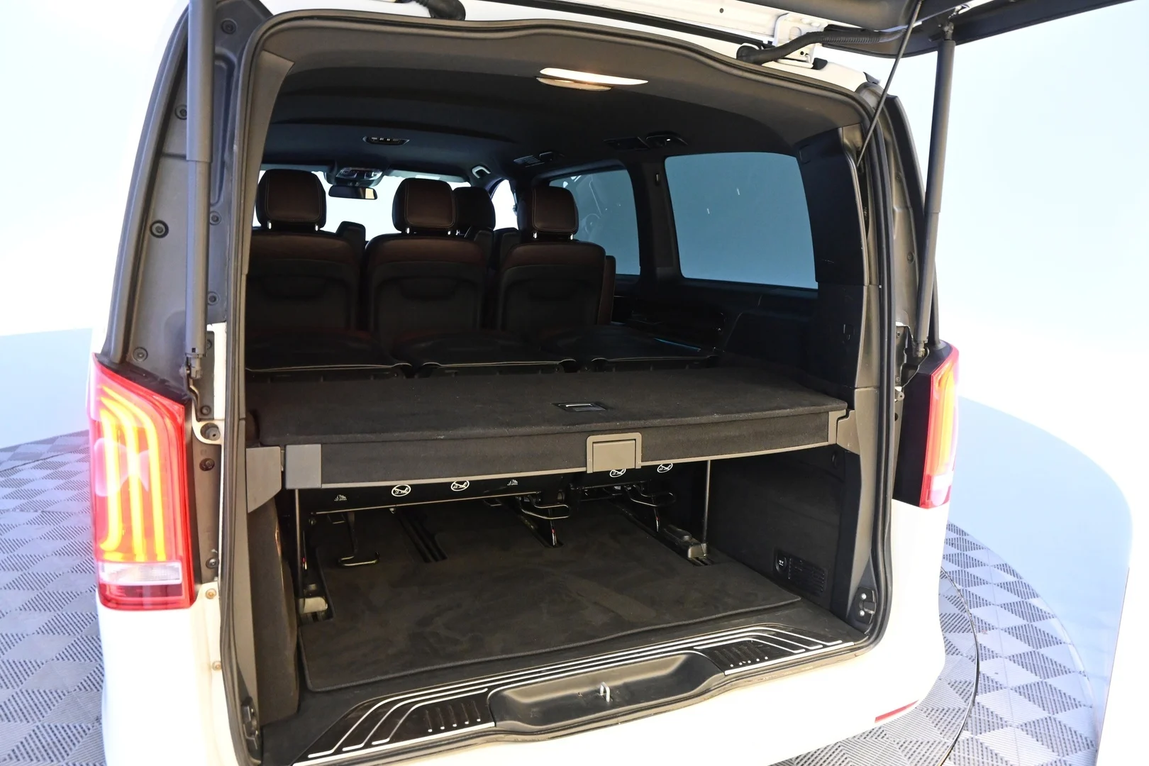 Car Image - 1GsUdBKnBLZW6qVaO1G1Z5