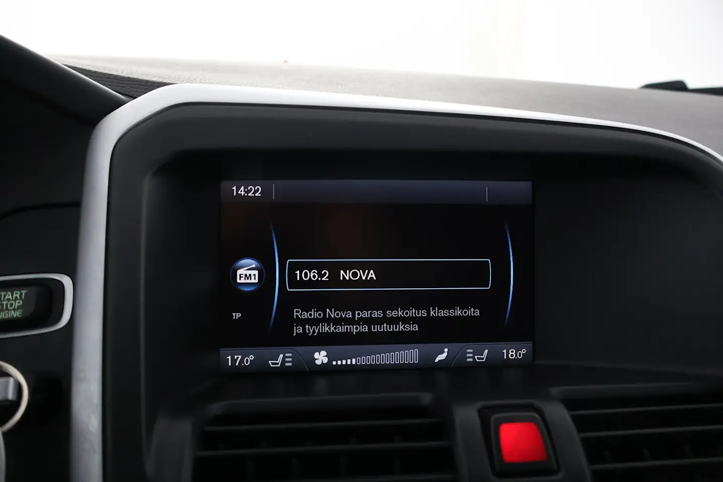 Car Image - 4hk3EM04AYzVLF725hr7um