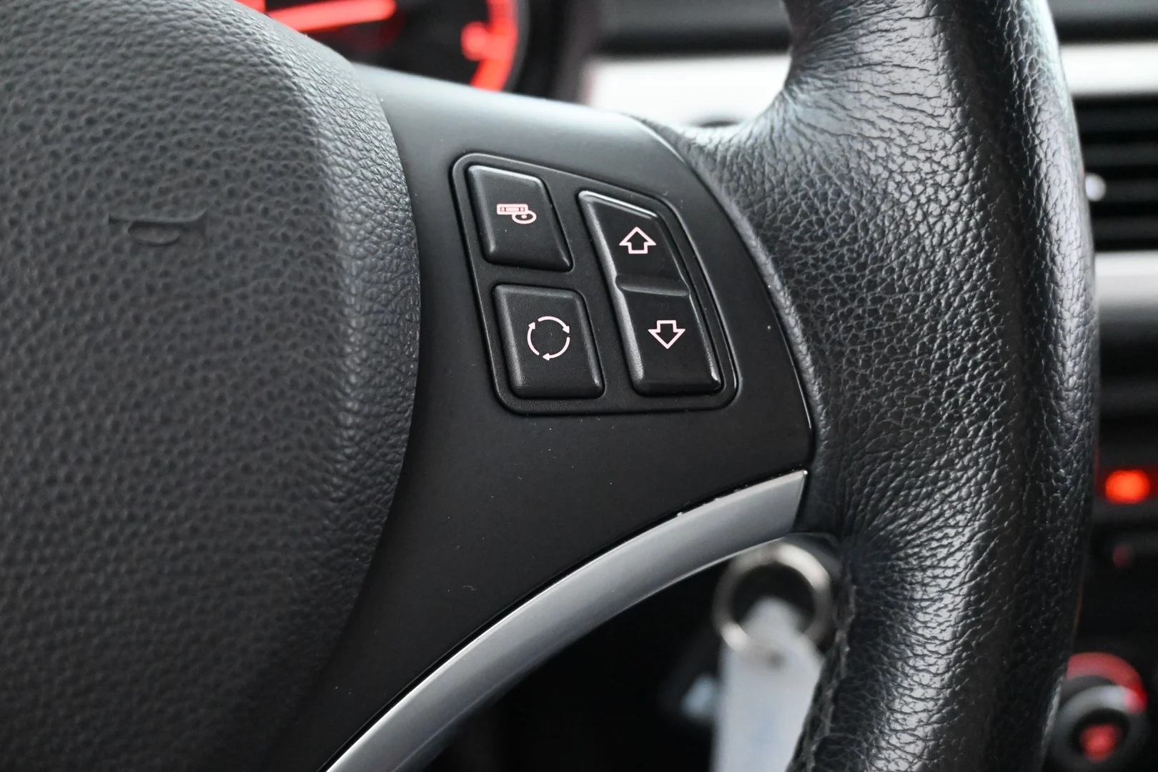 Car Image - jWvawT23Y8BiooU22xQDv