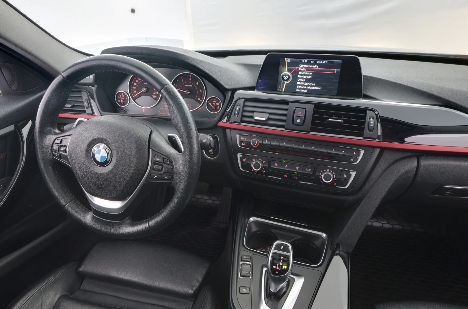 Car Image - 1HIKOyVJ6Pa25Wy346zCLV