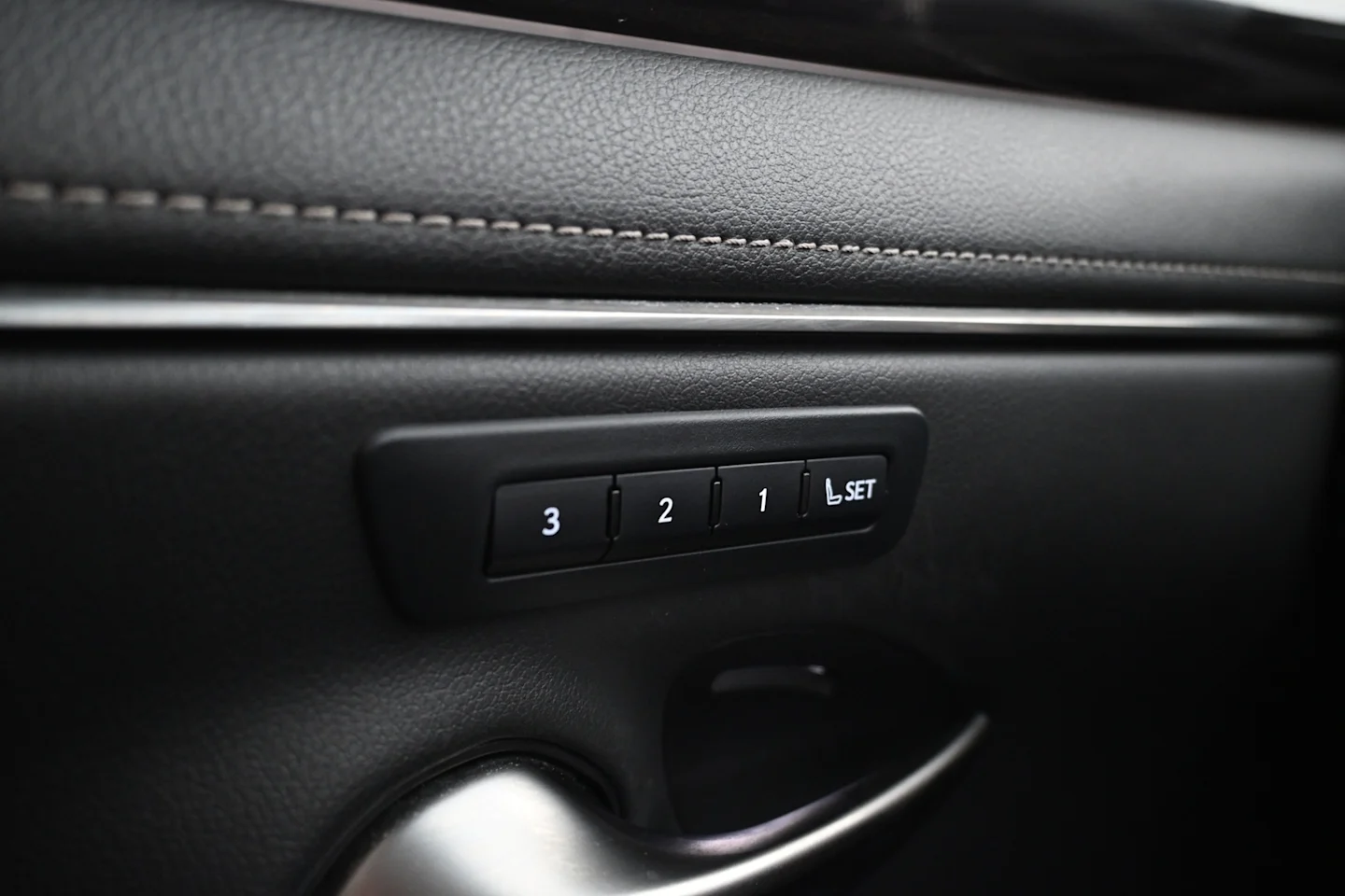 Car Image - 63x11O0UzOZKWnbv2nIHZO