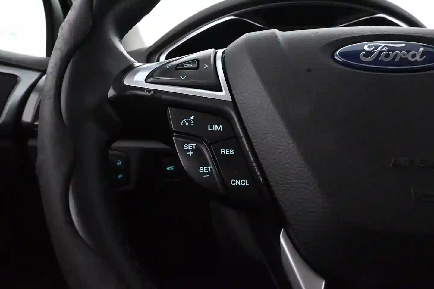 Car Image - 3jDGlIMdpDkrTbEtmeVbiS
