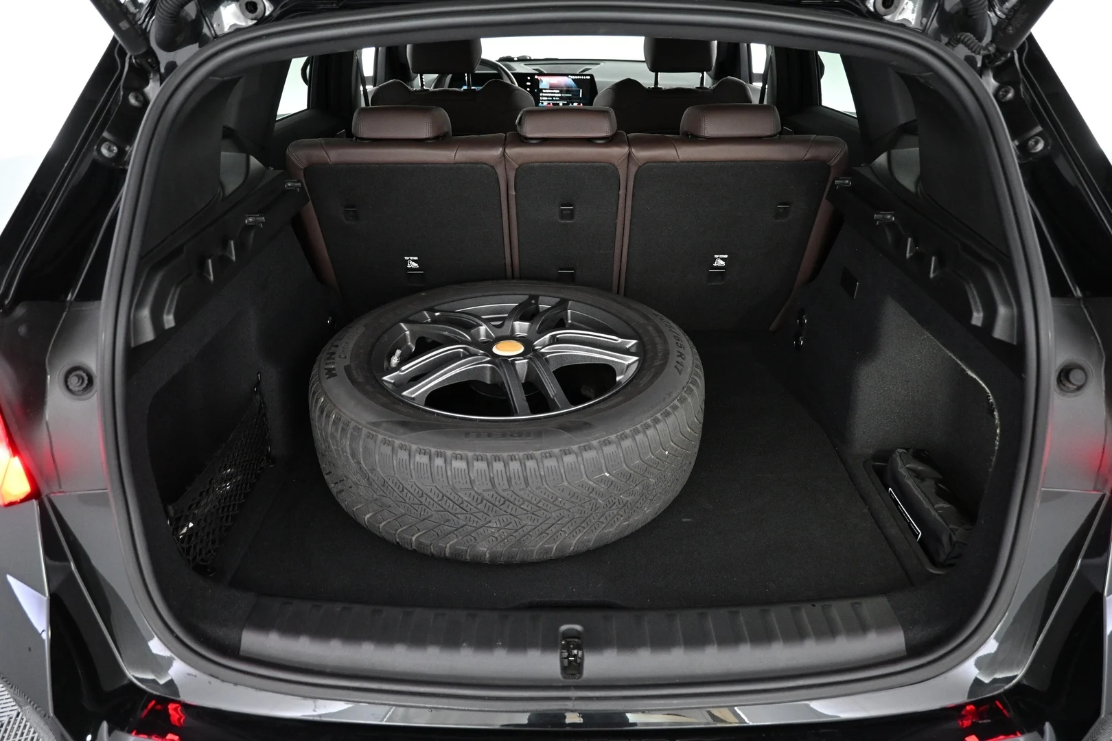Car Image - nUaTvpFIo2yZKjfmxD4SE
