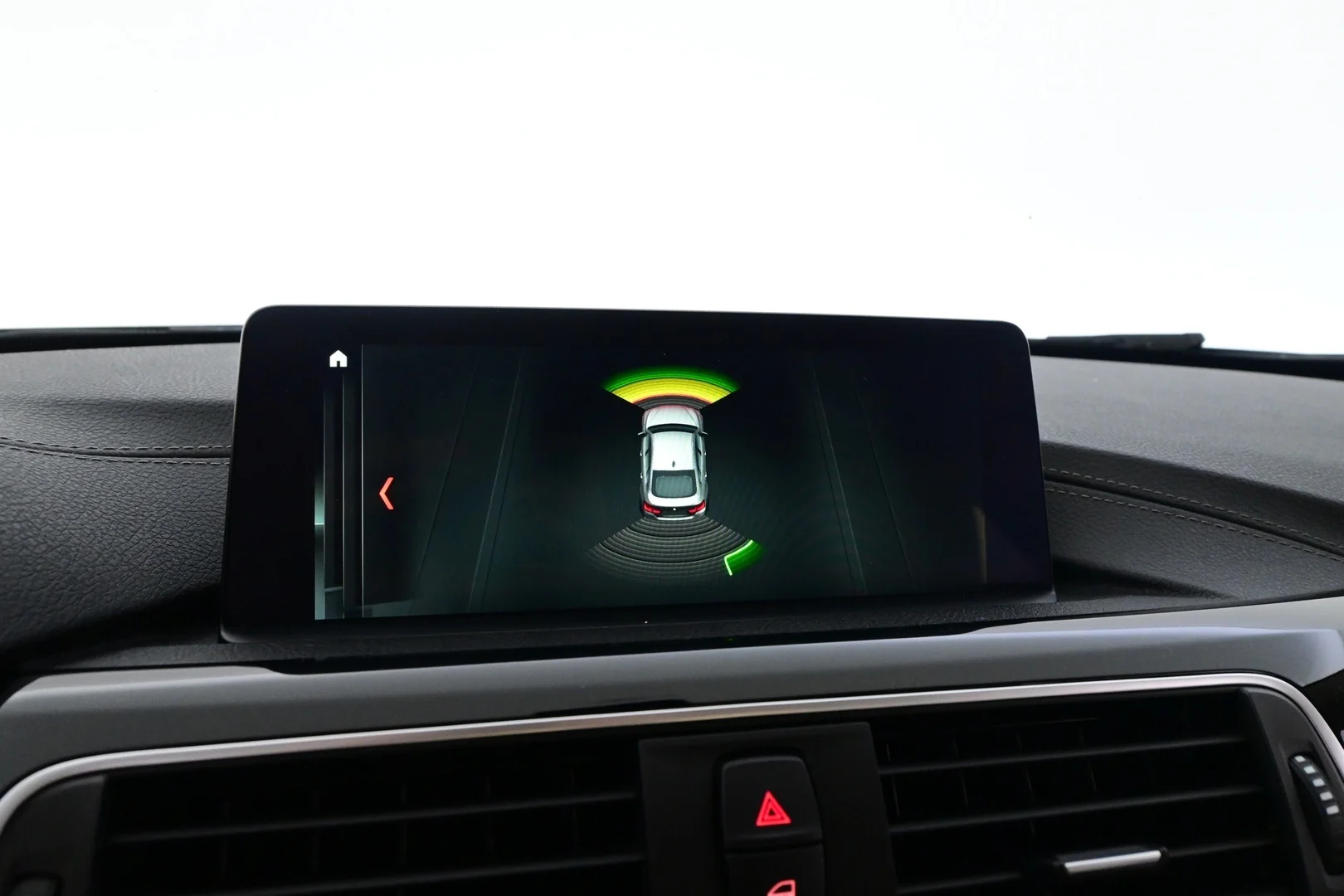 Car Image - 3fEqbRJecv8zDMR6pct7WH