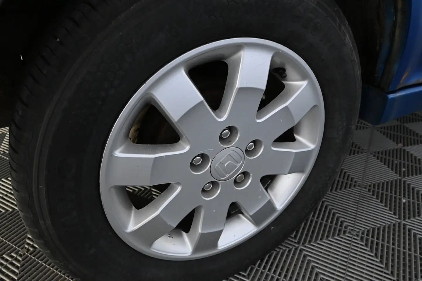 Car Image - yOz3wSoch5XVpoD4J0sPa