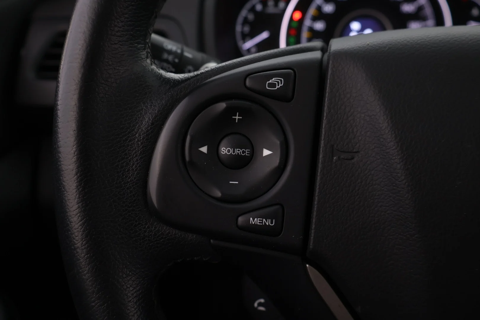Car Image - 5bhL4wPebfMgHpA3tC6TgP
