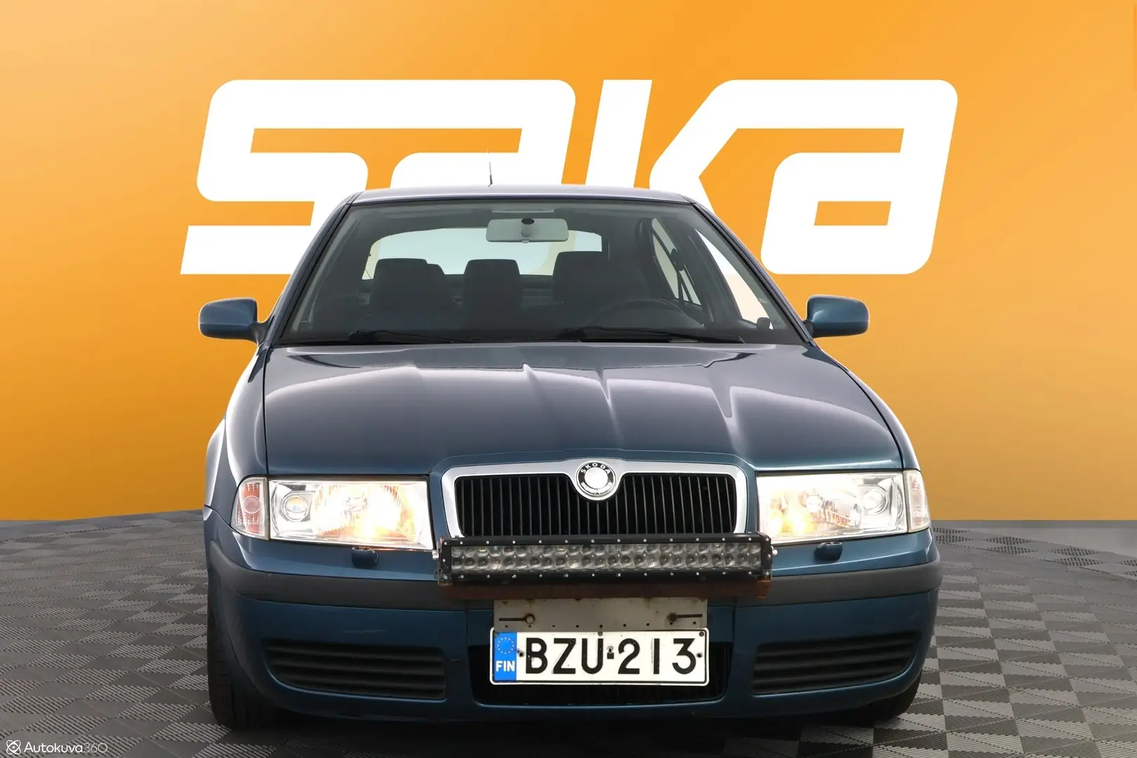 Car Image - 2L0oXsK3APjarkPiTFpnpW