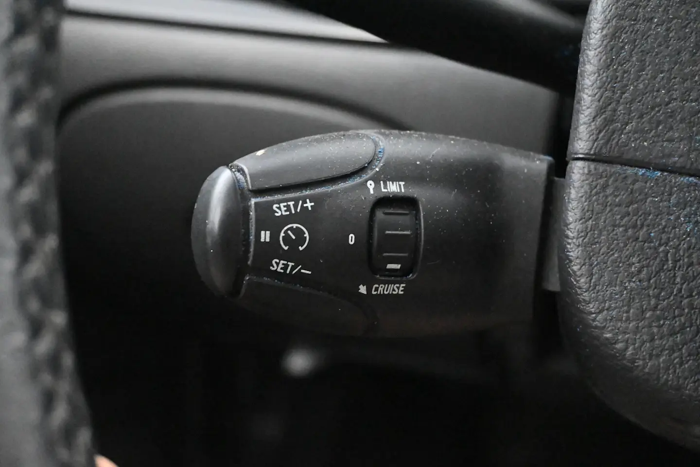 Car Image - 12wLzwrpIMBk01tNClNjub
