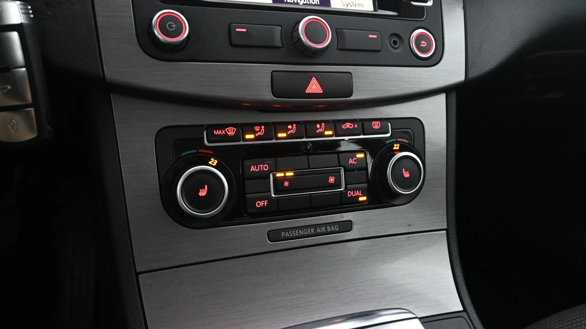 Car Image - 38GROhHzXZXUpXnC1DGRKk