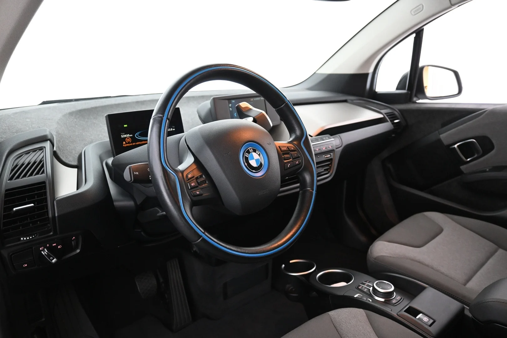 Car Image - 5L3v7BHfTmtuP4HUtwt2Pk