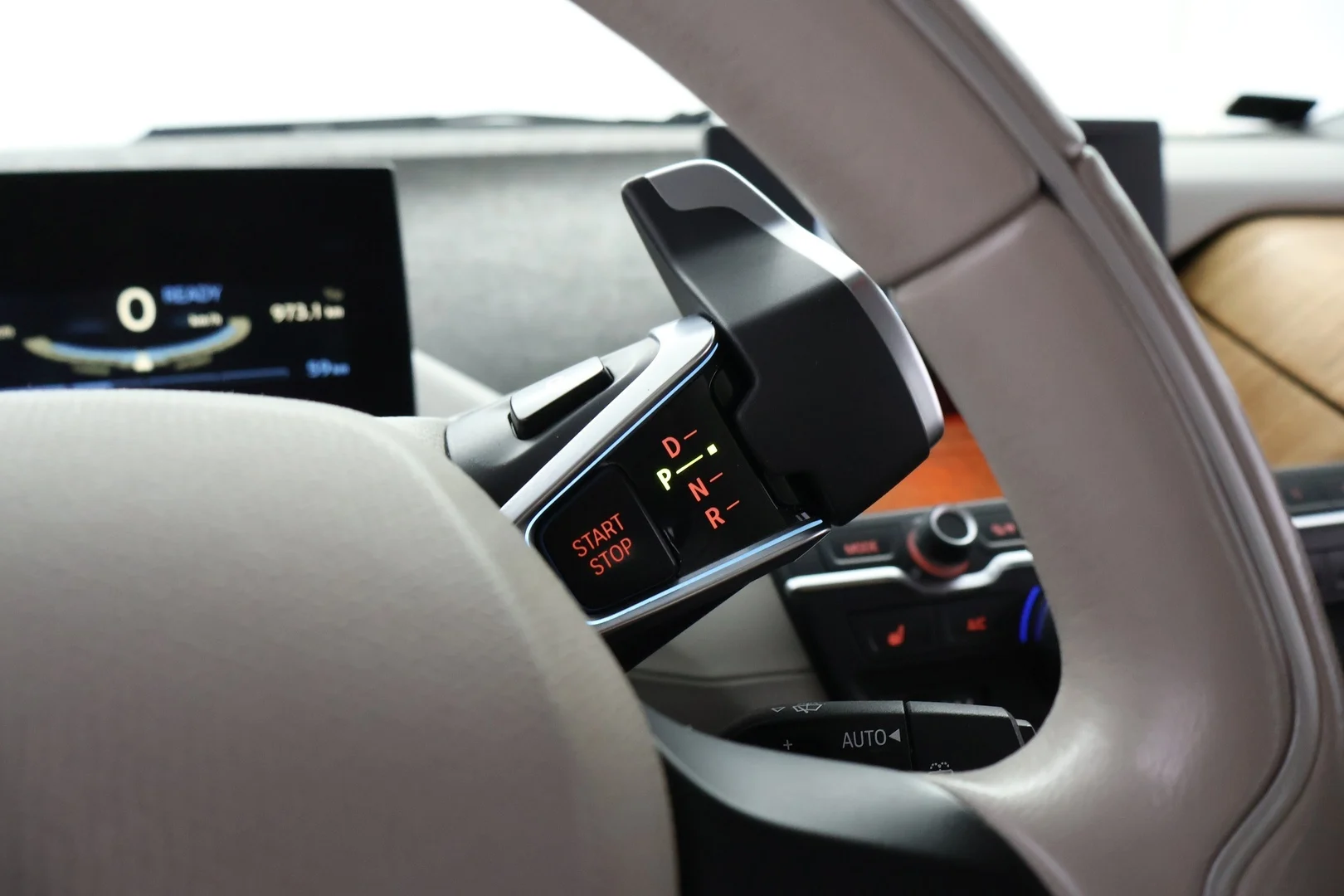 Car Image - 4f7OzMoBCvlURJXeDaxDHI