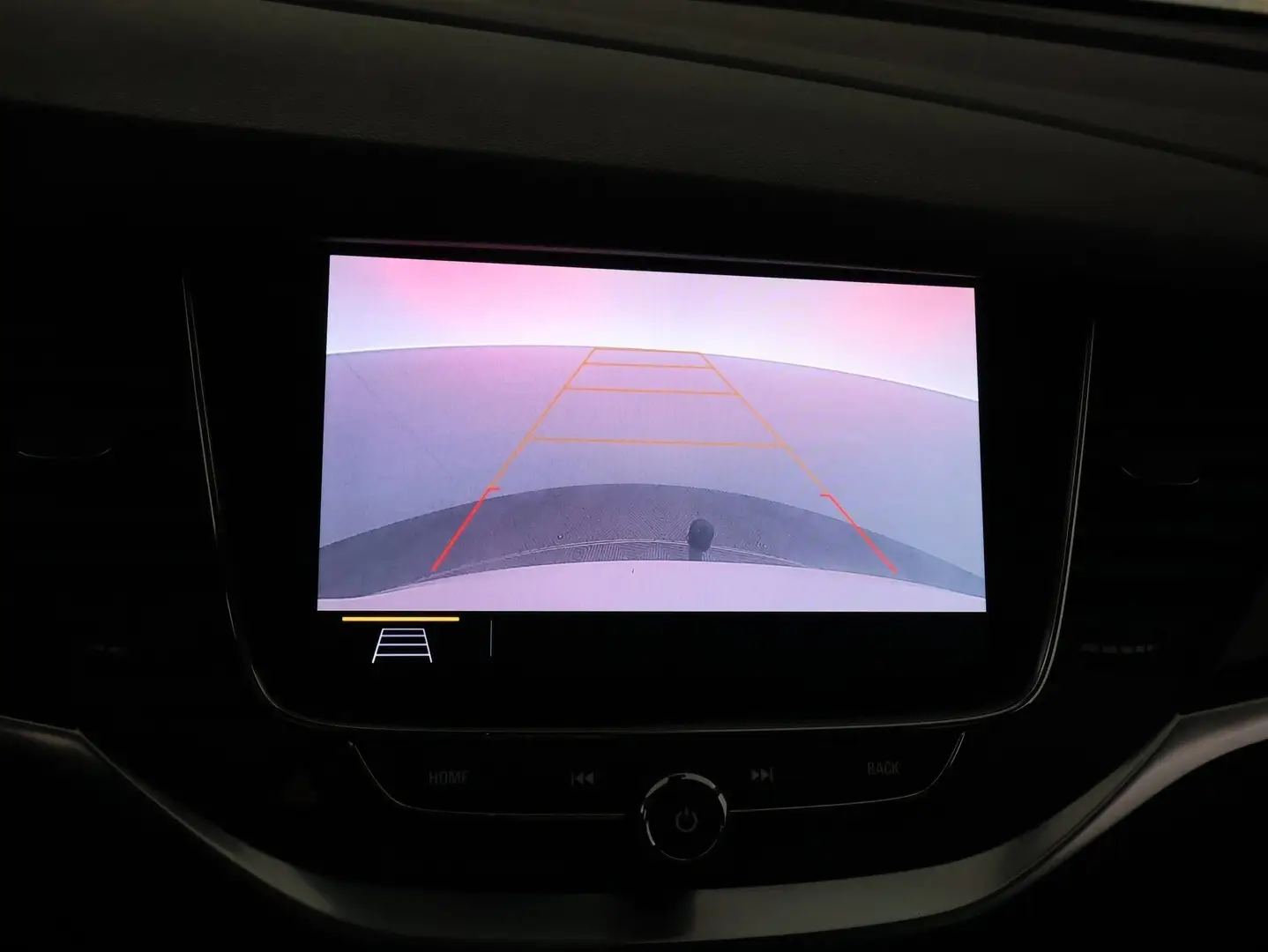 Car Image - 4e2V9XNGk8qTuFoMZzAnIM