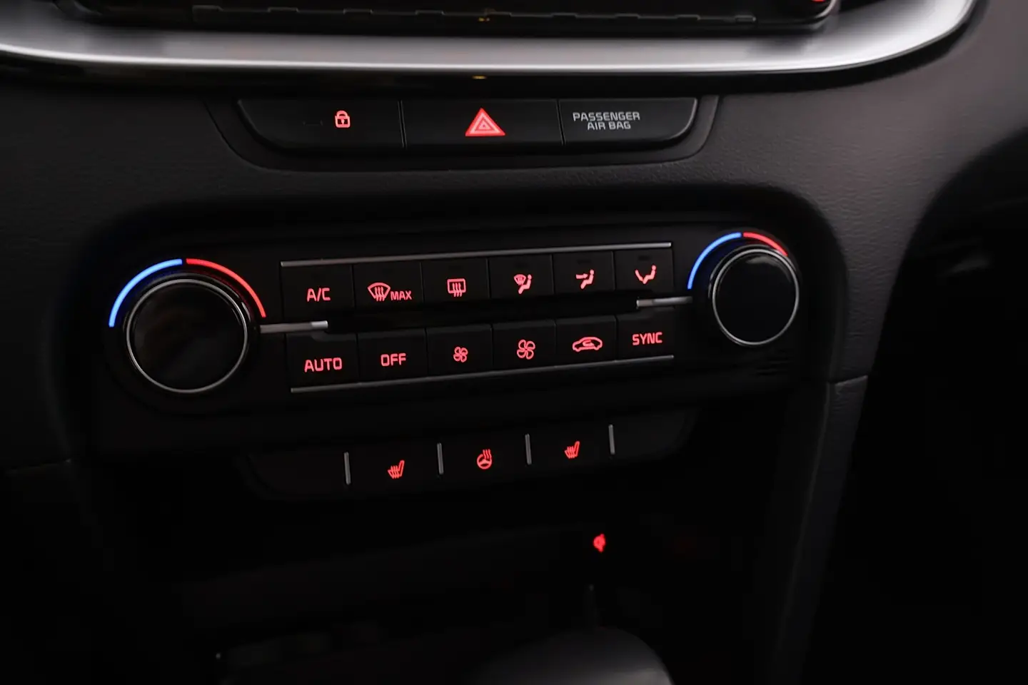 Car Image - 1jk19oNY2r3NslM0F3DXyp